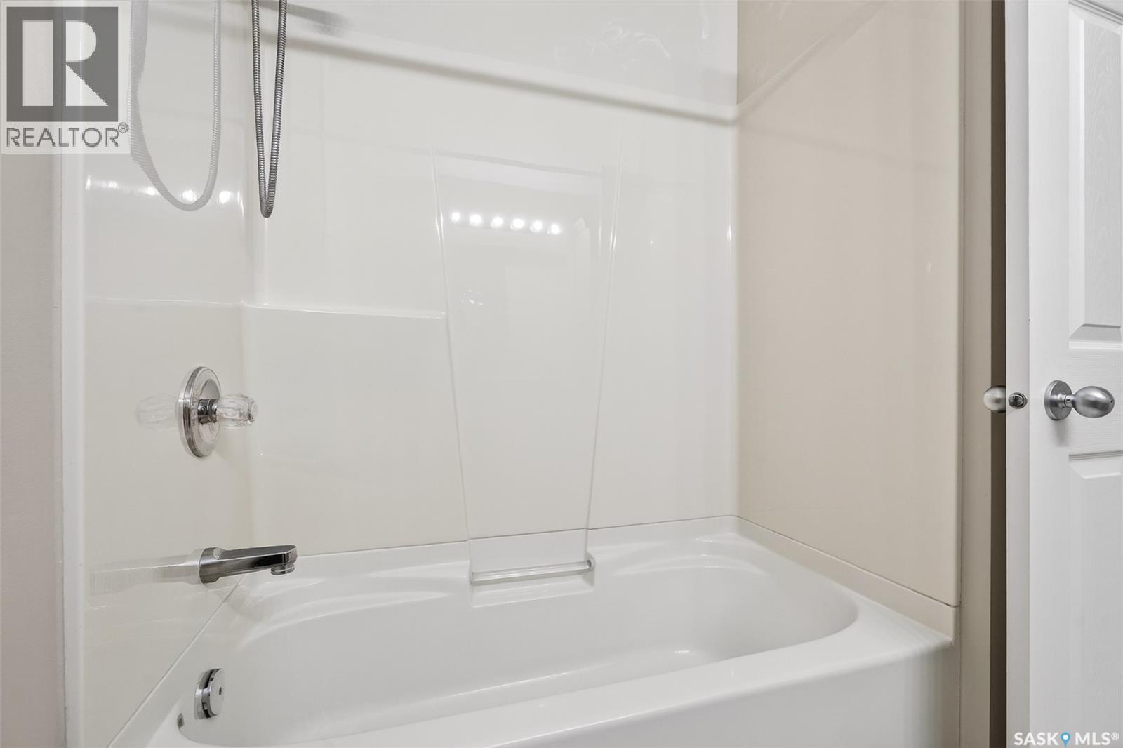 1043 Corman Crescent, Moose Jaw, Saskatchewan  S6H 6V5 - Photo 17 - SK030312