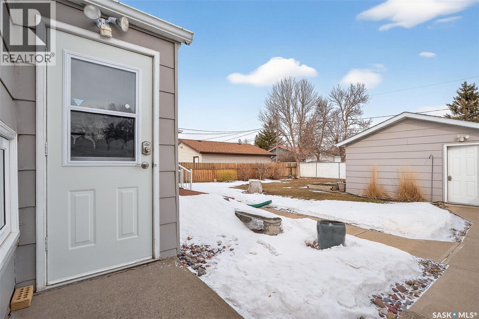 1043 Corman Crescent, Moose Jaw, Saskatchewan  S6H 6V5 - Photo 41 - SK030312