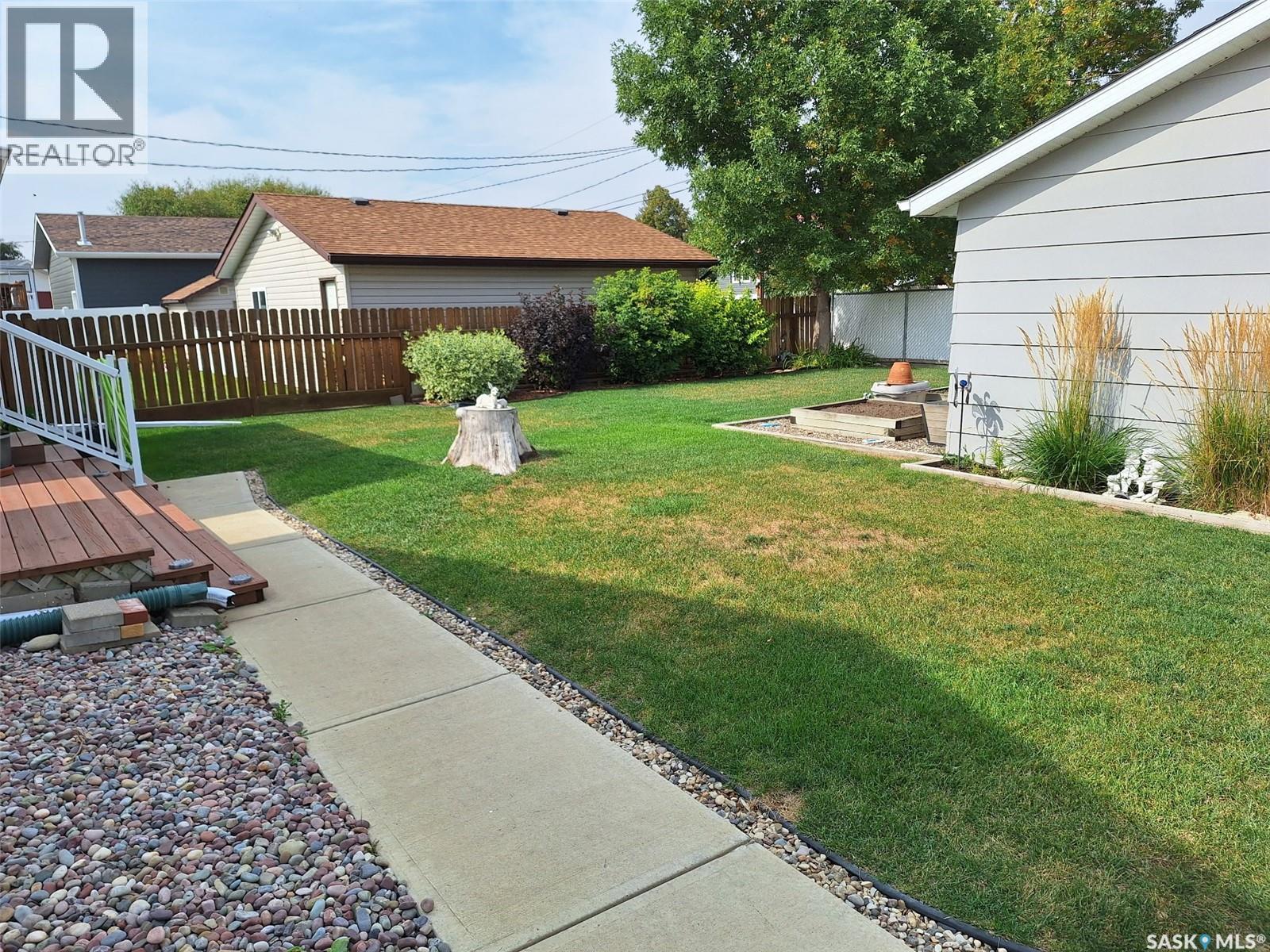 1043 Corman Crescent, Moose Jaw, Saskatchewan  S6H 6V5 - Photo 49 - SK030312