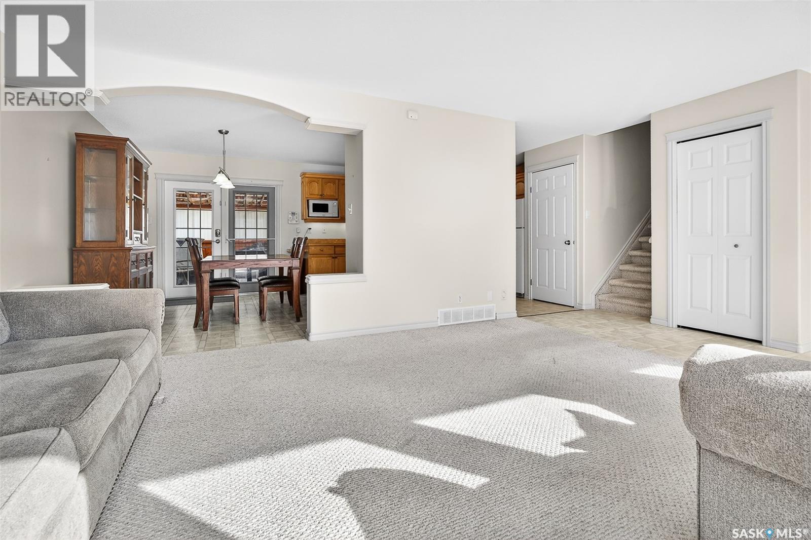 1043 Corman Crescent, Moose Jaw, Saskatchewan  S6H 6V5 - Photo 7 - SK030312