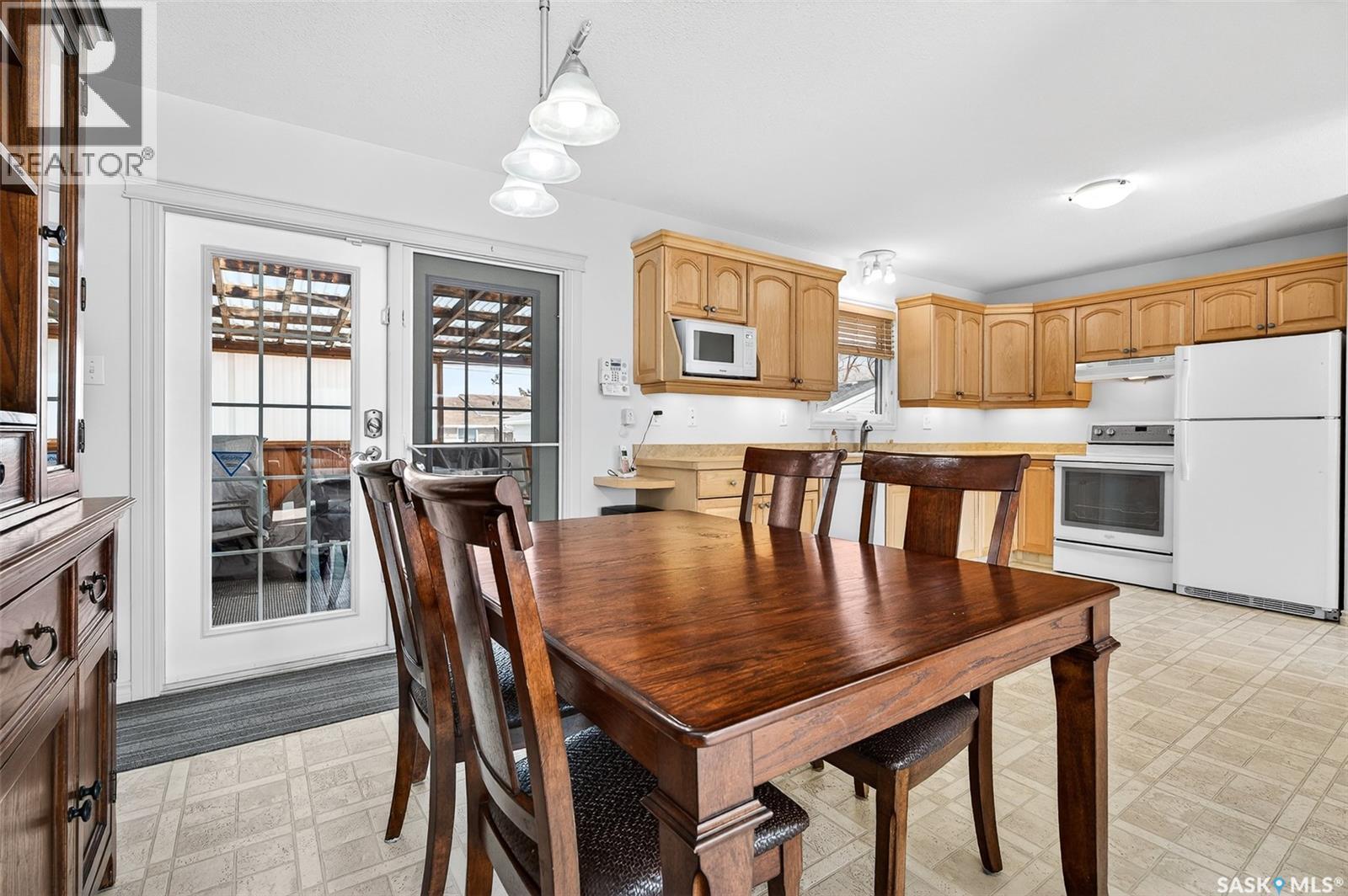 1043 Corman Crescent, Moose Jaw, Saskatchewan  S6H 6V5 - Photo 9 - SK030312