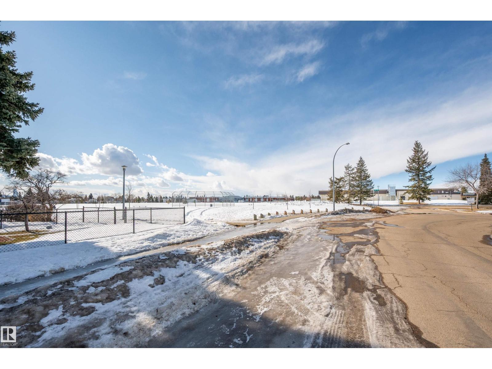 8408 133 A Av Nw, Edmonton, Alberta  T5E 1E9 - Photo 47 - E4477284