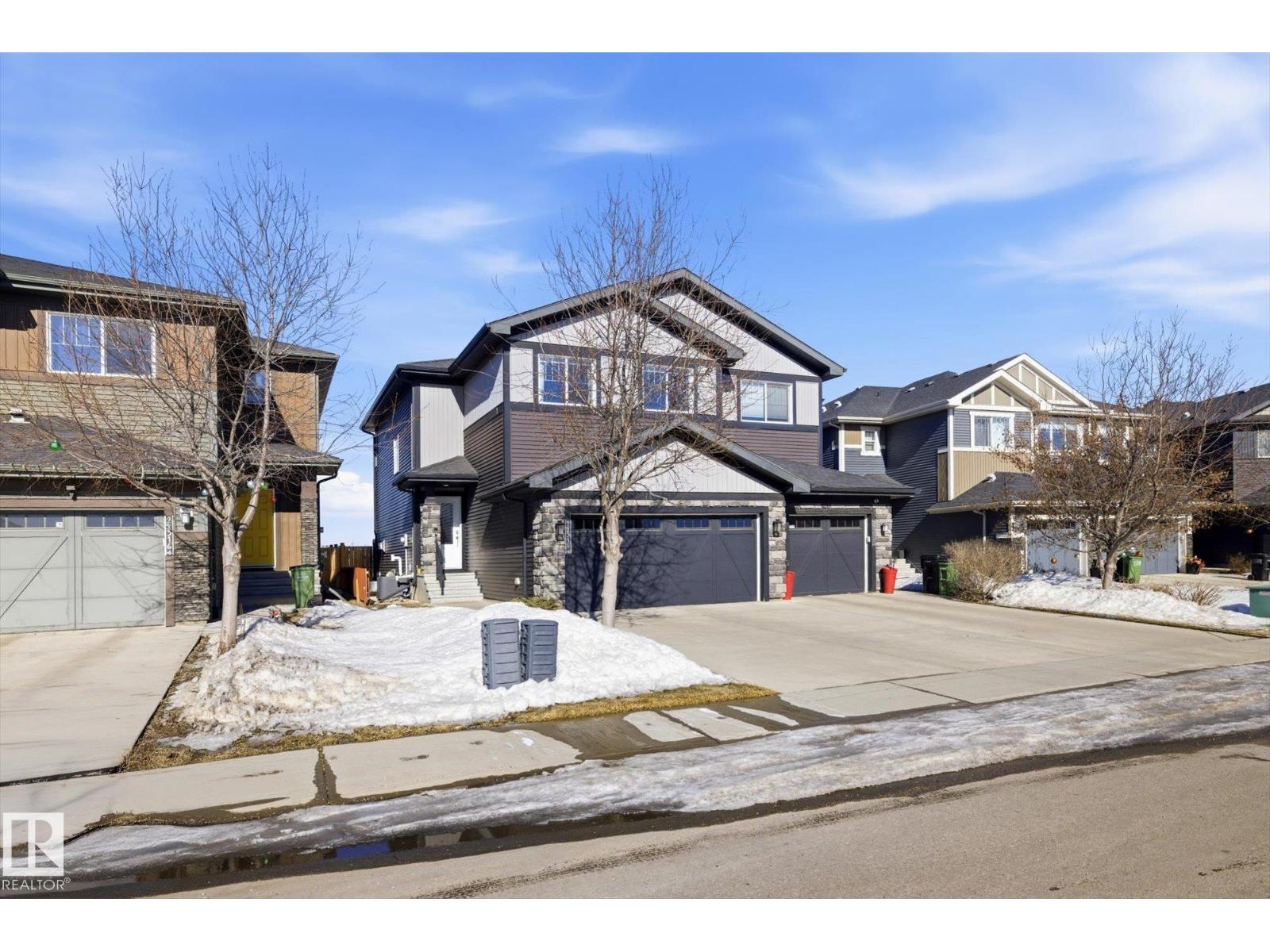 22314 82 Av Nw, Edmonton, Alberta  T5T 7A2 - Photo 2 - E4477285