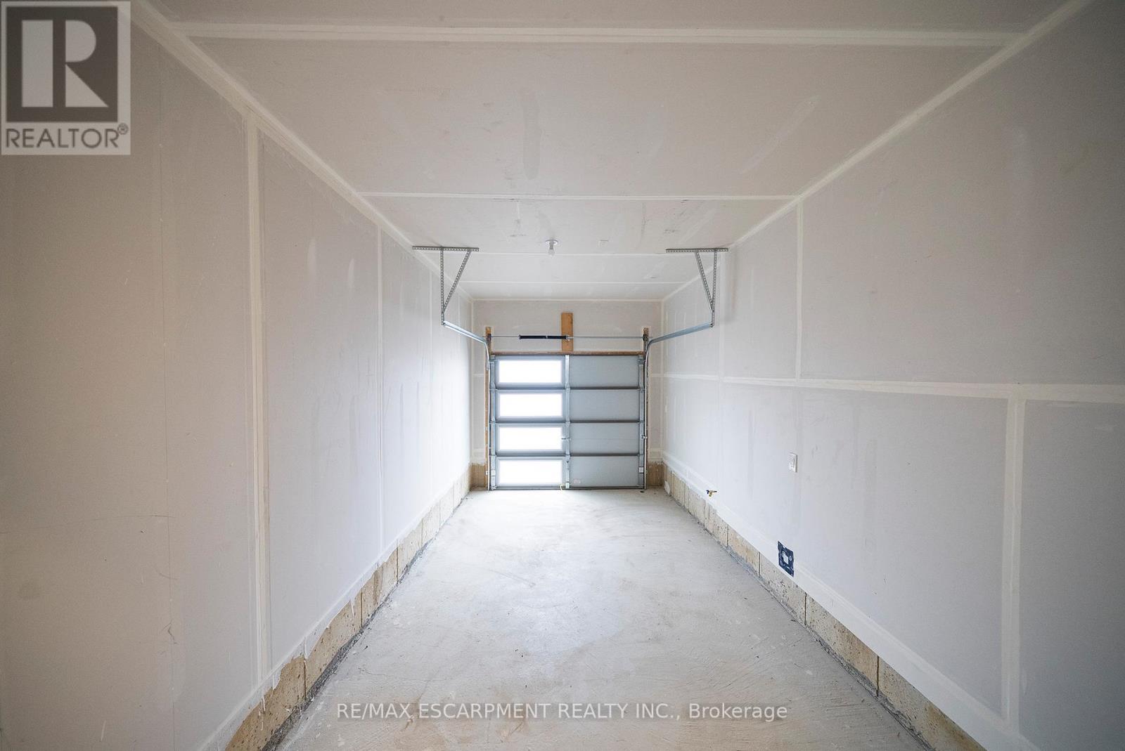 196 Wilmot Road, Brantford, Ontario  N3T 0W7 - Photo 28 - X12879598