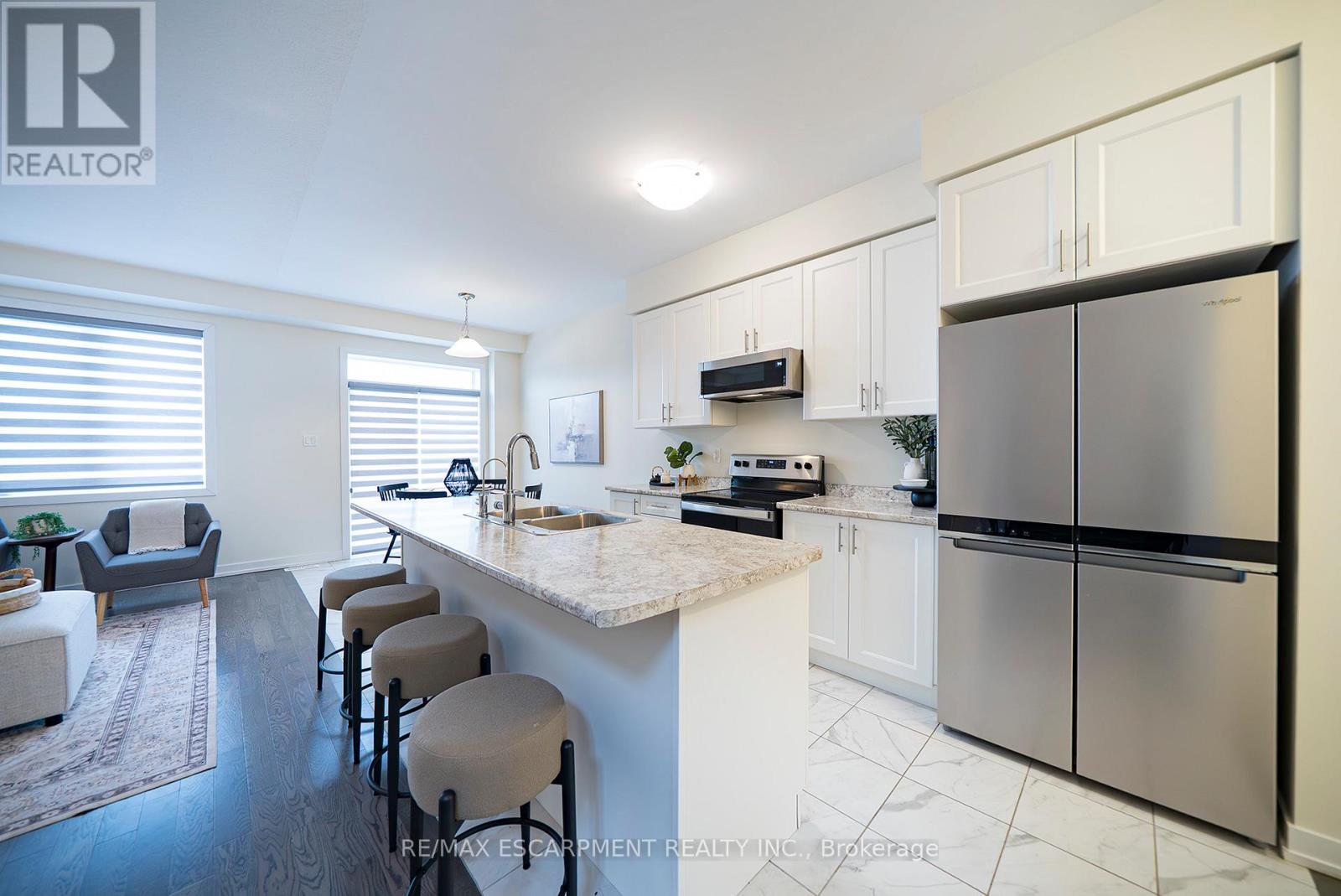 196 Wilmot Road, Brantford, Ontario  N3T 0W7 - Photo 7 - X12879598