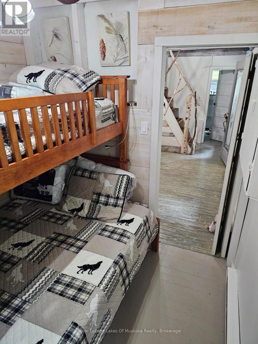 1157 Moon River Road, Muskoka Lakes, Ontario  P0C 1A0 - Photo 7 - X12835926