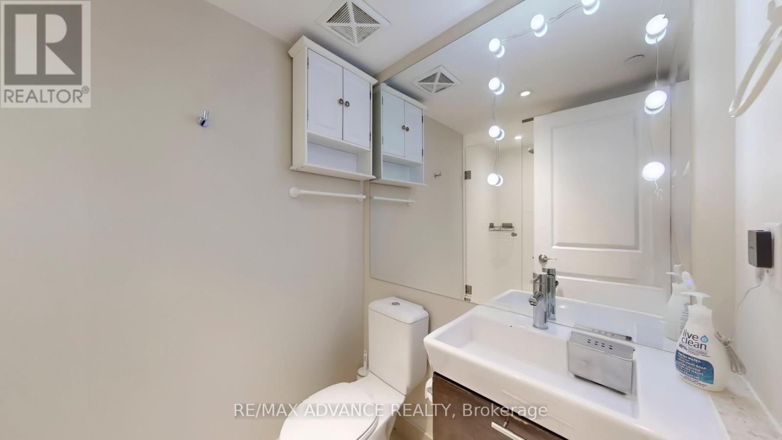 3204 - 386 Yonge Street, Toronto, Ontario  M5B 0A5 - Photo 32 - C12854270