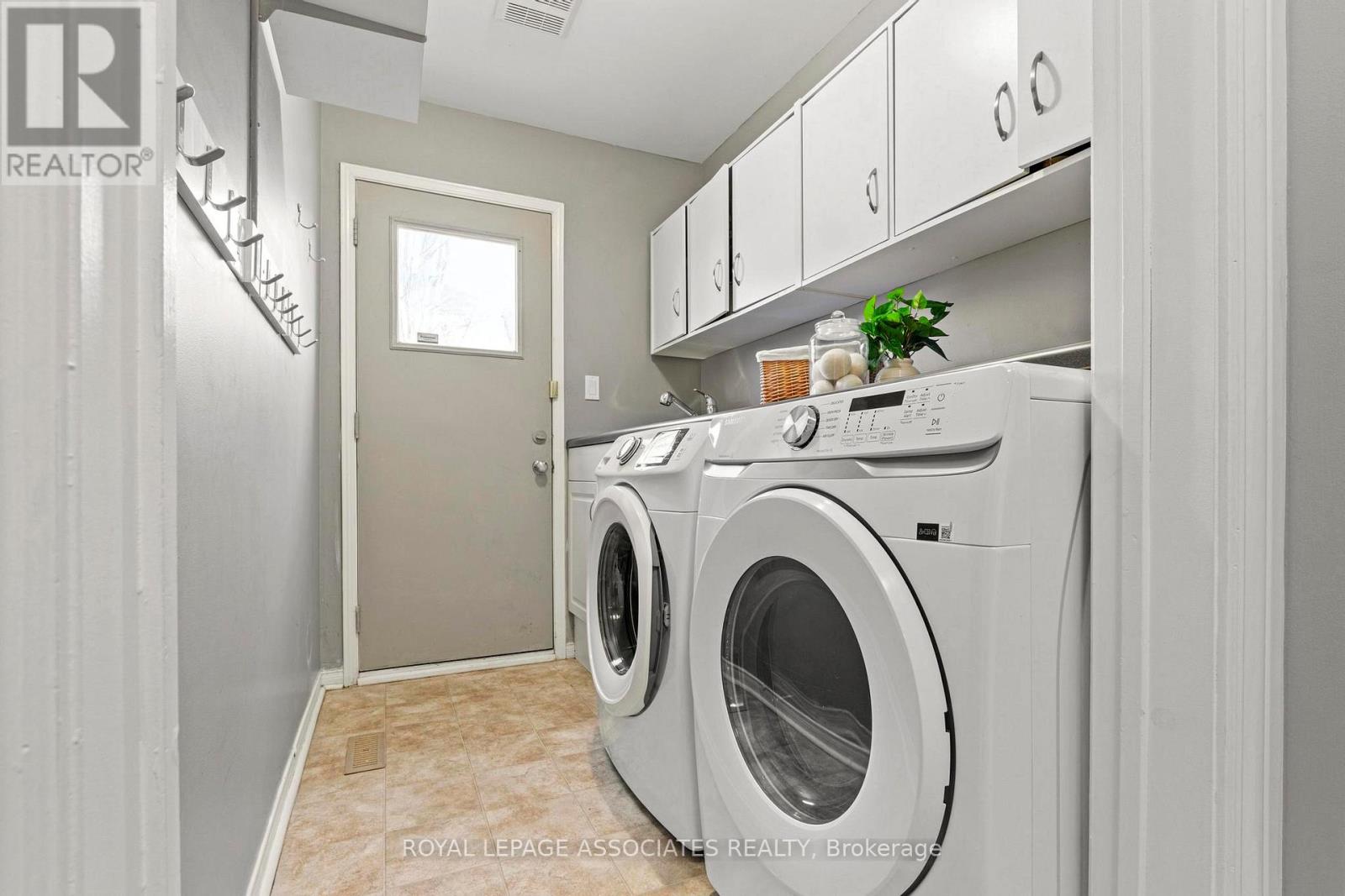 1044 Langford Street, Oshawa, Ontario  L1K 2W1 - Photo 21 - E12876334