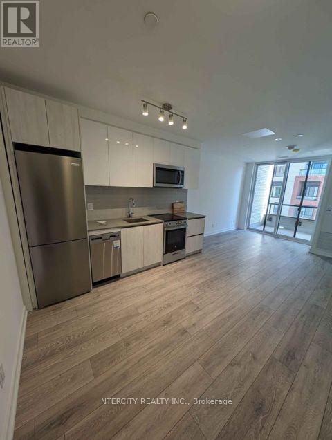 604 - 3100 Keele Street, Toronto, Ontario  M3M 0E1 - Photo 2 - W12836108