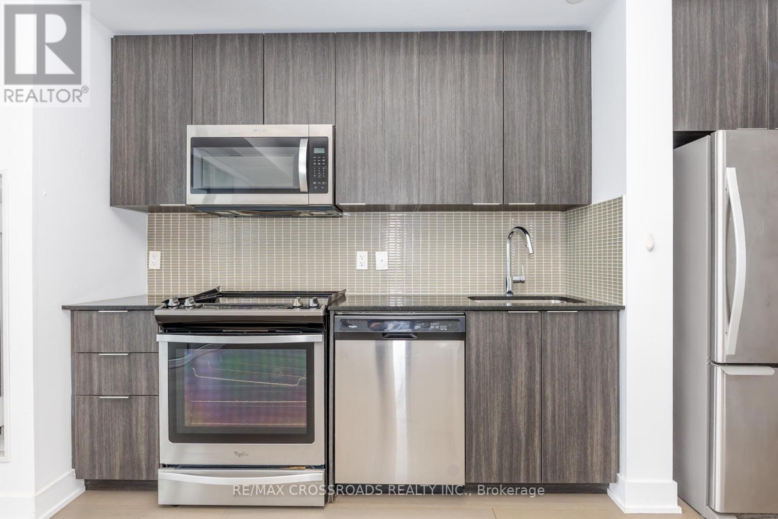 3913 - 30 Shore Breeze Drive N, Toronto, Ontario  M8V 0J1 - Photo 21 - W12870818