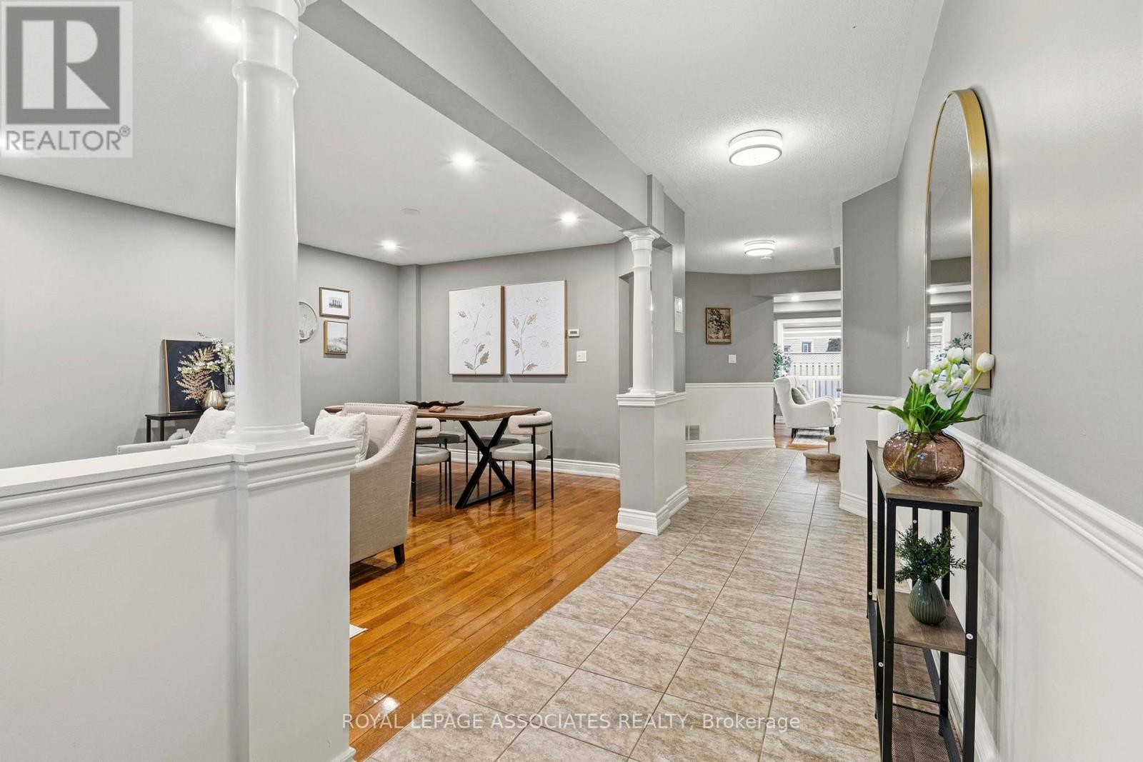 1044 Langford Street, Oshawa, Ontario  L1K 2W1 - Photo 3 - E12876334