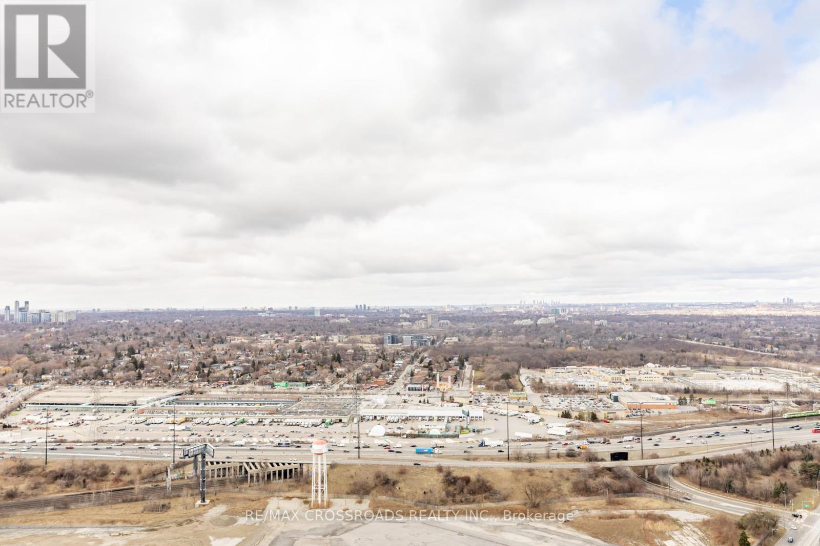 3913 - 30 Shore Breeze Drive N, Toronto, Ontario  M8V 0J1 - Photo 37 - W12870818