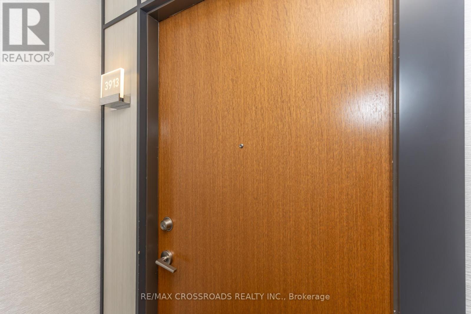 3913 - 30 Shore Breeze Drive N, Toronto, Ontario  M8V 0J1 - Photo 6 - W12870818