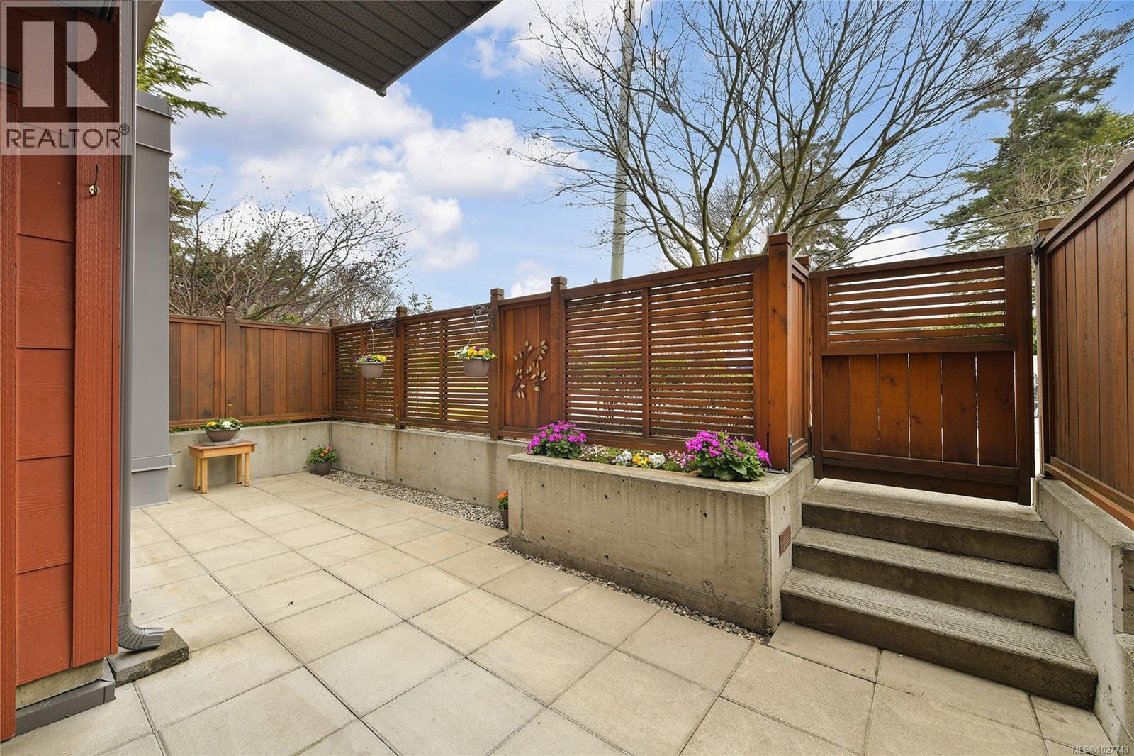 106 4040 Borden St, Saanich, British Columbia  V8X 2E9 - Photo 6 - 1027743