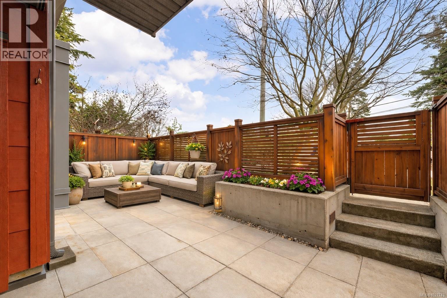 106 4040 Borden St, Saanich, British Columbia  V8X 2E9 - Photo 5 - 1027743