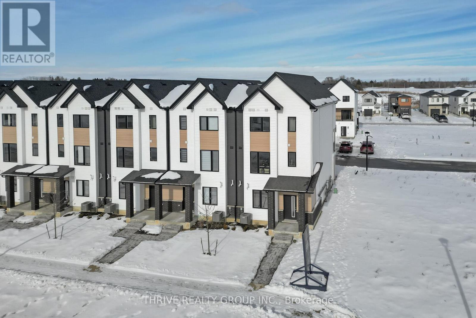 66 - 1595 Capri Crescent, London North, Ontario  N6G 3Y6 - Photo 4 - X12879818