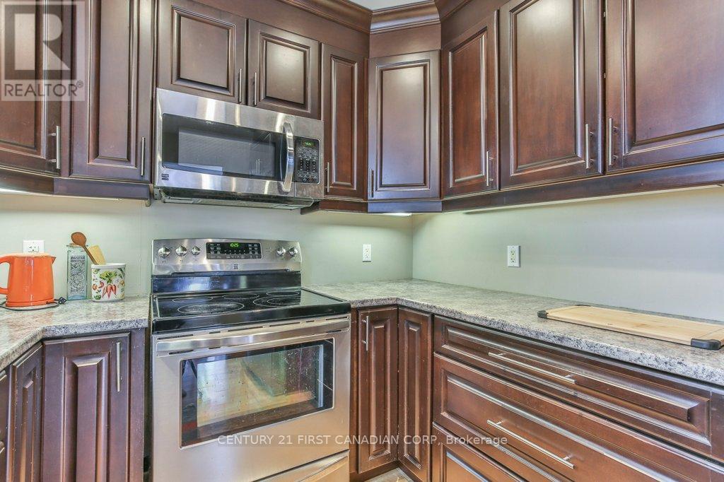 715 Grosvenor Street, London East, Ontario  N5Y 3T7 - Photo 11 - X12879940