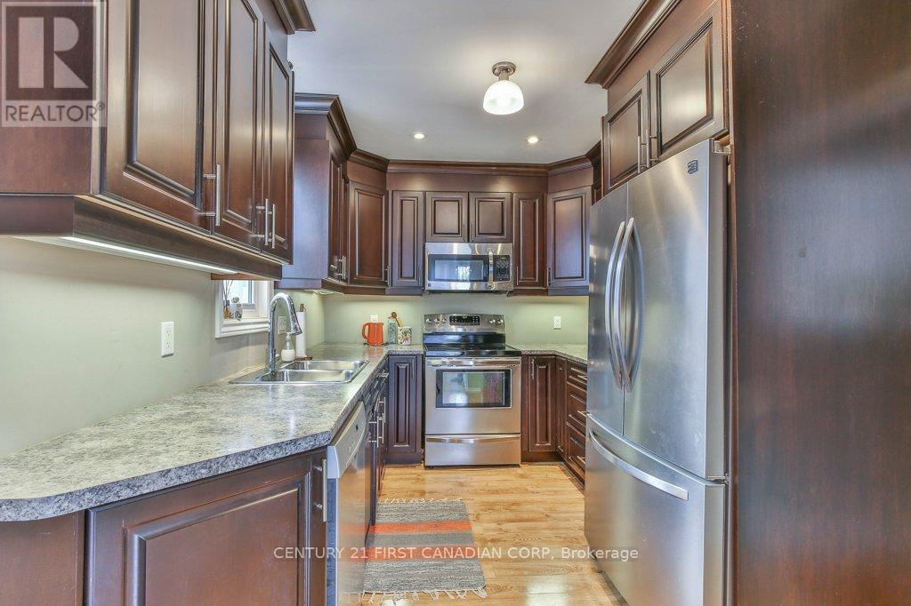 715 Grosvenor Street, London East, Ontario  N5Y 3T7 - Photo 13 - X12879940