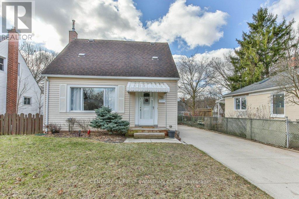 715 Grosvenor Street, London East, Ontario  N5Y 3T7 - Photo 2 - X12879940