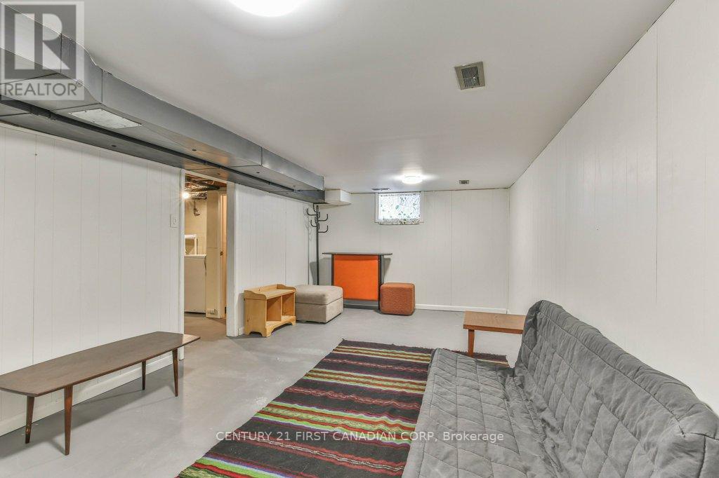 715 Grosvenor Street, London East, Ontario  N5Y 3T7 - Photo 28 - X12879940