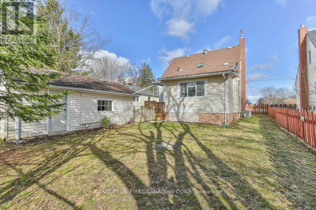 715 Grosvenor Street, London East, Ontario  N5Y 3T7 - Photo 35 - X12879940