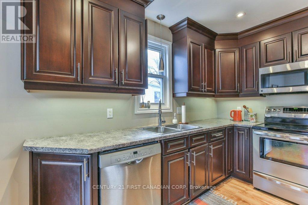 715 Grosvenor Street, London East, Ontario  N5Y 3T7 - Photo 9 - X12879940