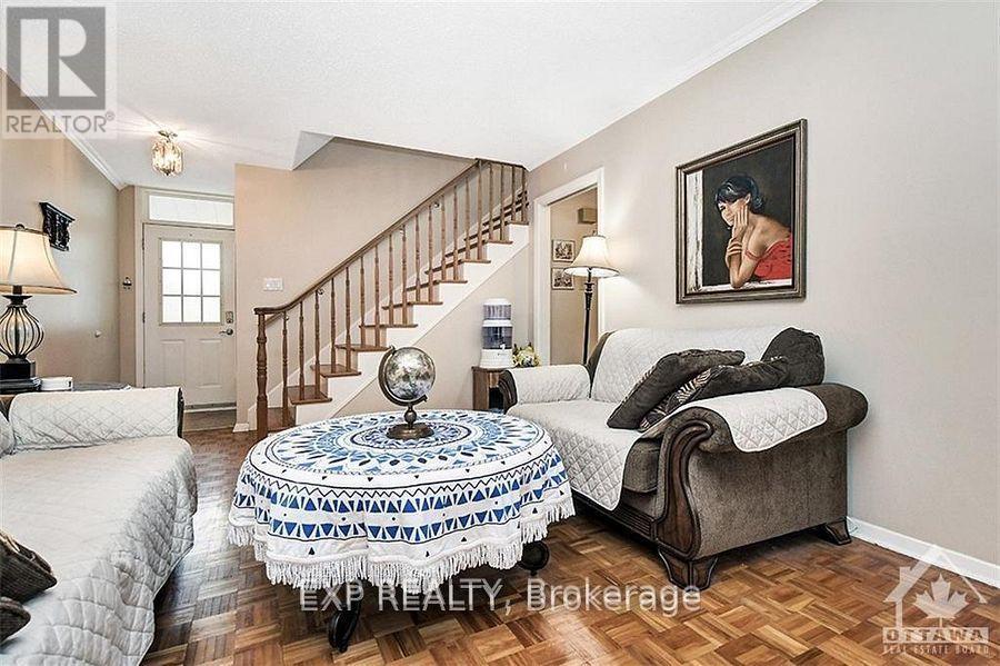 15 Jansen Road, Ottawa, Ontario  K2H 5W6 - Photo 10 - X12879888