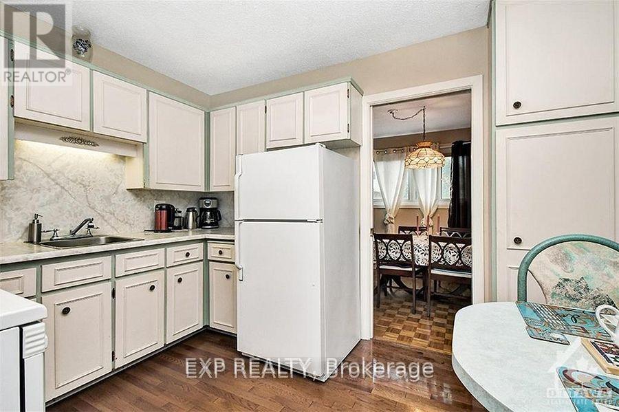 15 Jansen Road, Ottawa, Ontario  K2H 5W6 - Photo 13 - X12879888