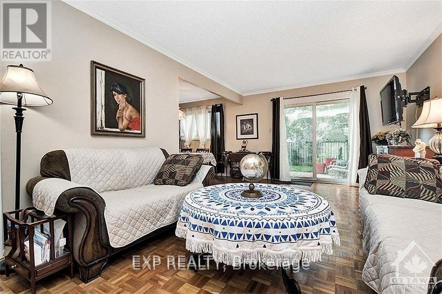 15 Jansen Road, Ottawa, Ontario  K2H 5W6 - Photo 7 - X12879888