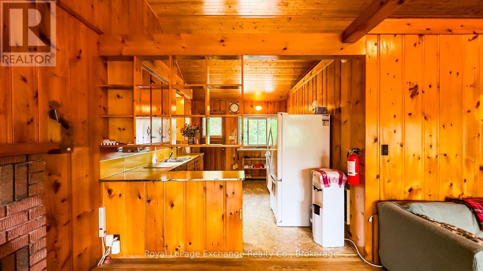 40 Vozka Drive, Huron-Kinloss, Ontario  N2Z 0B3 - Photo 27 - X12878924