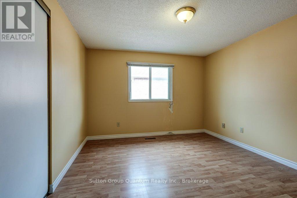 7215 Aspen Avenue, Mississauga, Ontario  L5N 5N9 - Photo 25 - W12879808