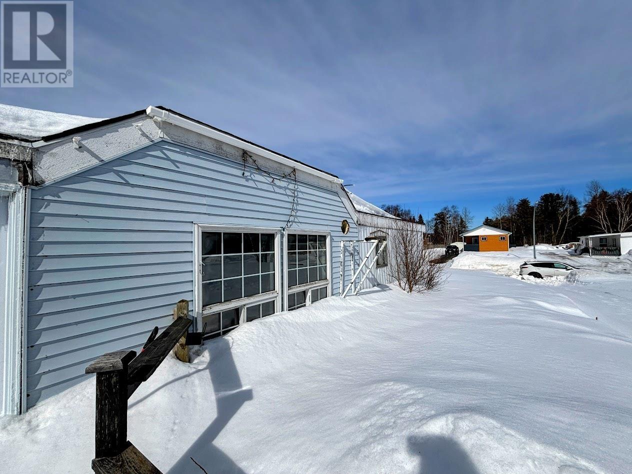 20 Coveney St, Marathon, Ontario  P0T 2E0 - Photo 6 - TB2600430