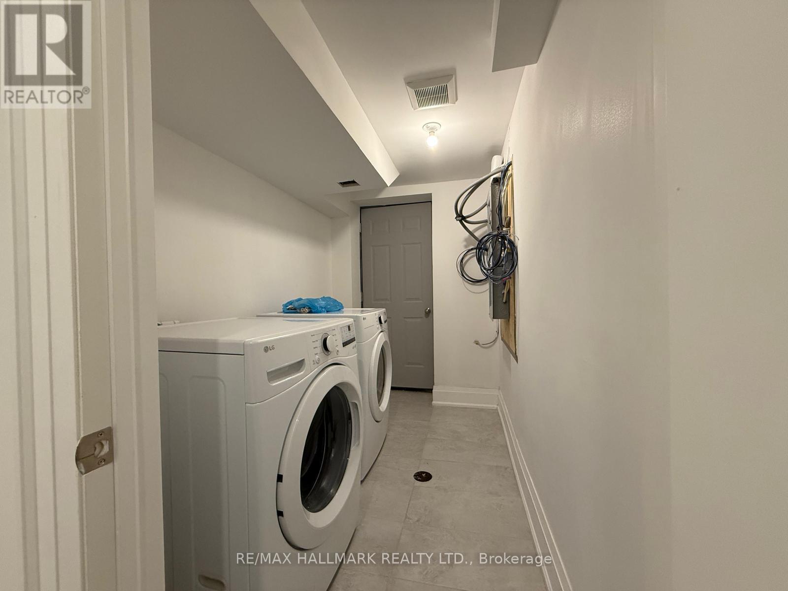 Basement - 14 Persica Street, Richmond Hill, Ontario  L4E 1L3 - Photo 14 - N12435856