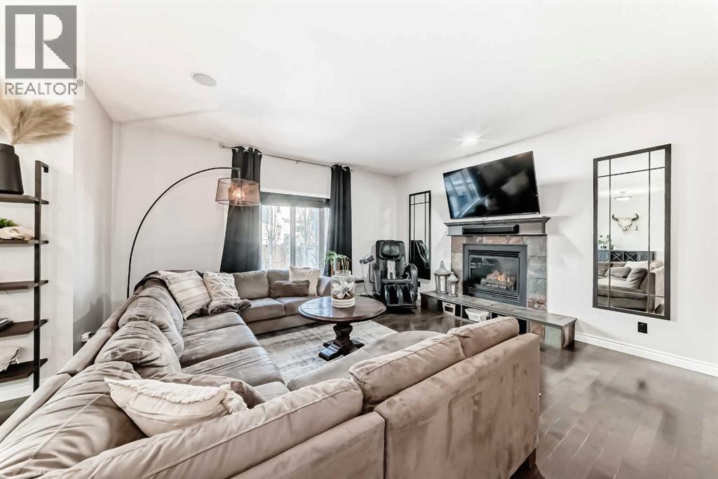 2132 Reunion Boulevard Nw, Airdrie, Alberta  T4B 0J2 - Photo 4 - A2288343