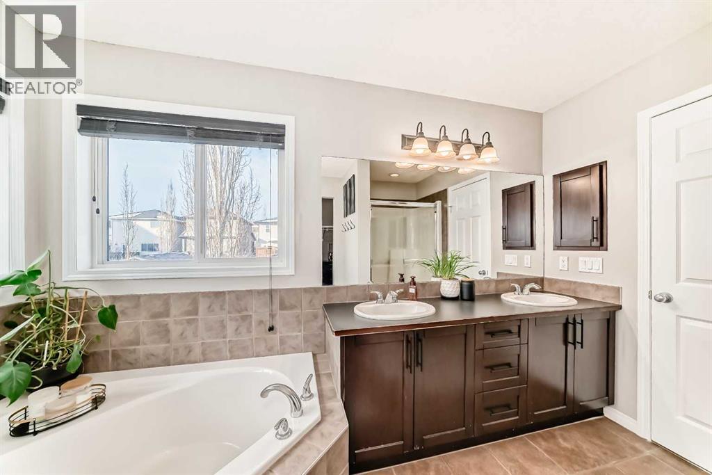 2132 Reunion Boulevard Nw, Airdrie, Alberta  T4B 0J2 - Photo 17 - A2288343