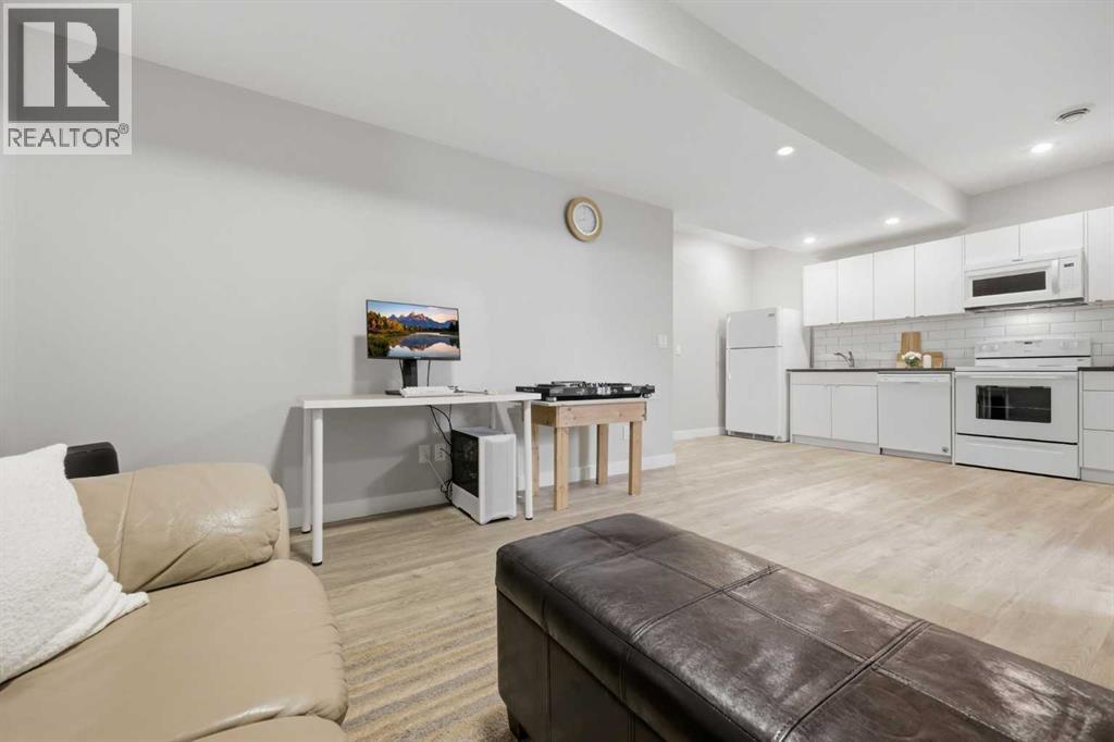 2313 7 Street Ne, Calgary, Alberta  T2E 4C7 - Photo 42 - A2292735