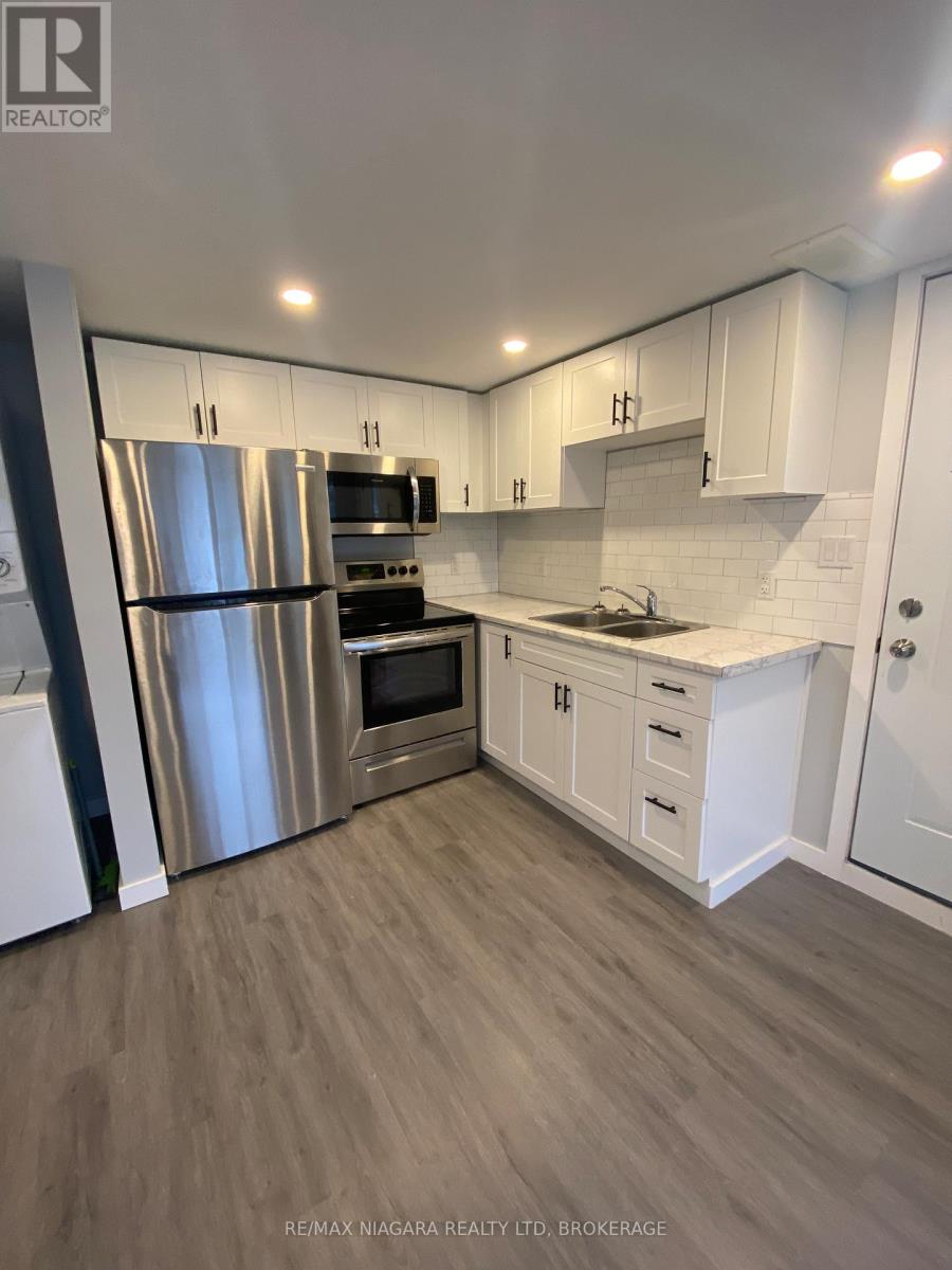 1 Braden Avenue, Welland, Ontario  L3C 2R6 - Photo 3 - X12879920