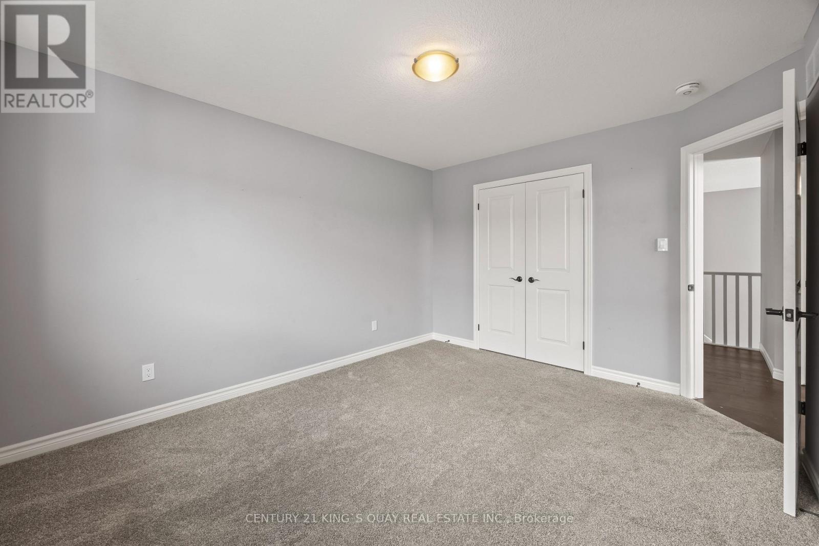 Photo 31 of 43 for 471 Sophia Crescent