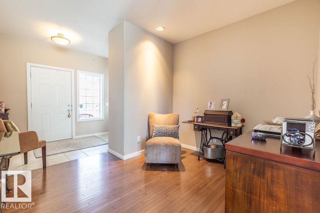 1119 82 St Sw, Edmonton, Alberta  T6X 1E5 - Photo 3 - E4477292