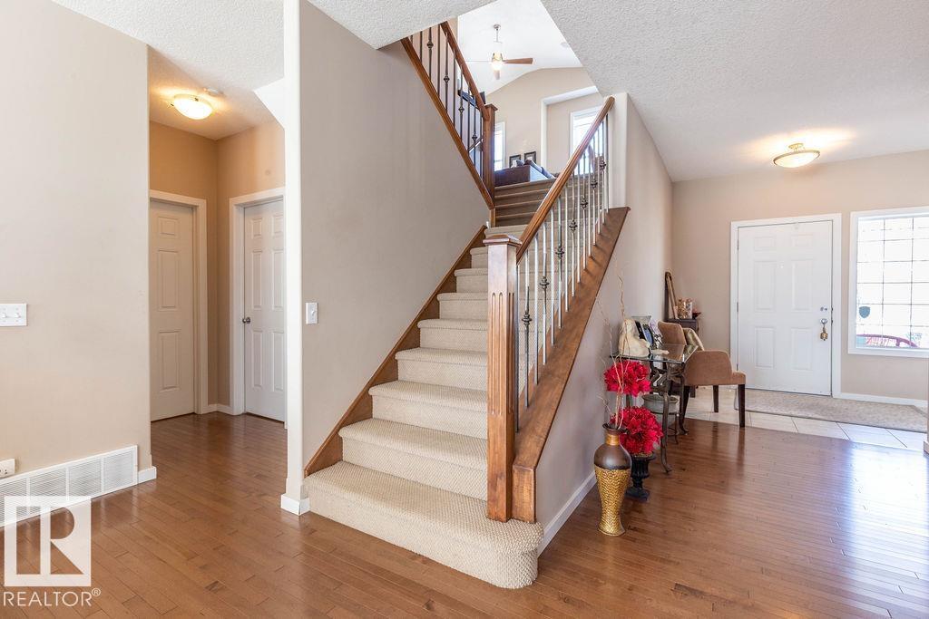 1119 82 St Sw, Edmonton, Alberta  T6X 1E5 - Photo 7 - E4477292