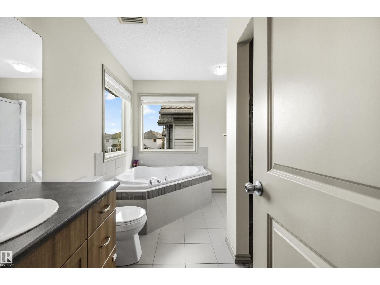 5860 168 Av Nw, Edmonton, Alberta  T5Y 0N3 - Photo 34 - E4477293