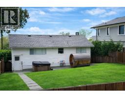 <div class="price">$6,800 Monthly</div> 2773 Lawson Avenue, West Vancouver<br><div style="margin-bottom:8px;"><small>Royal Pacific Realty Corp.</small></div><div class='bed_bath'>4 Bed | 2 Bath</div>