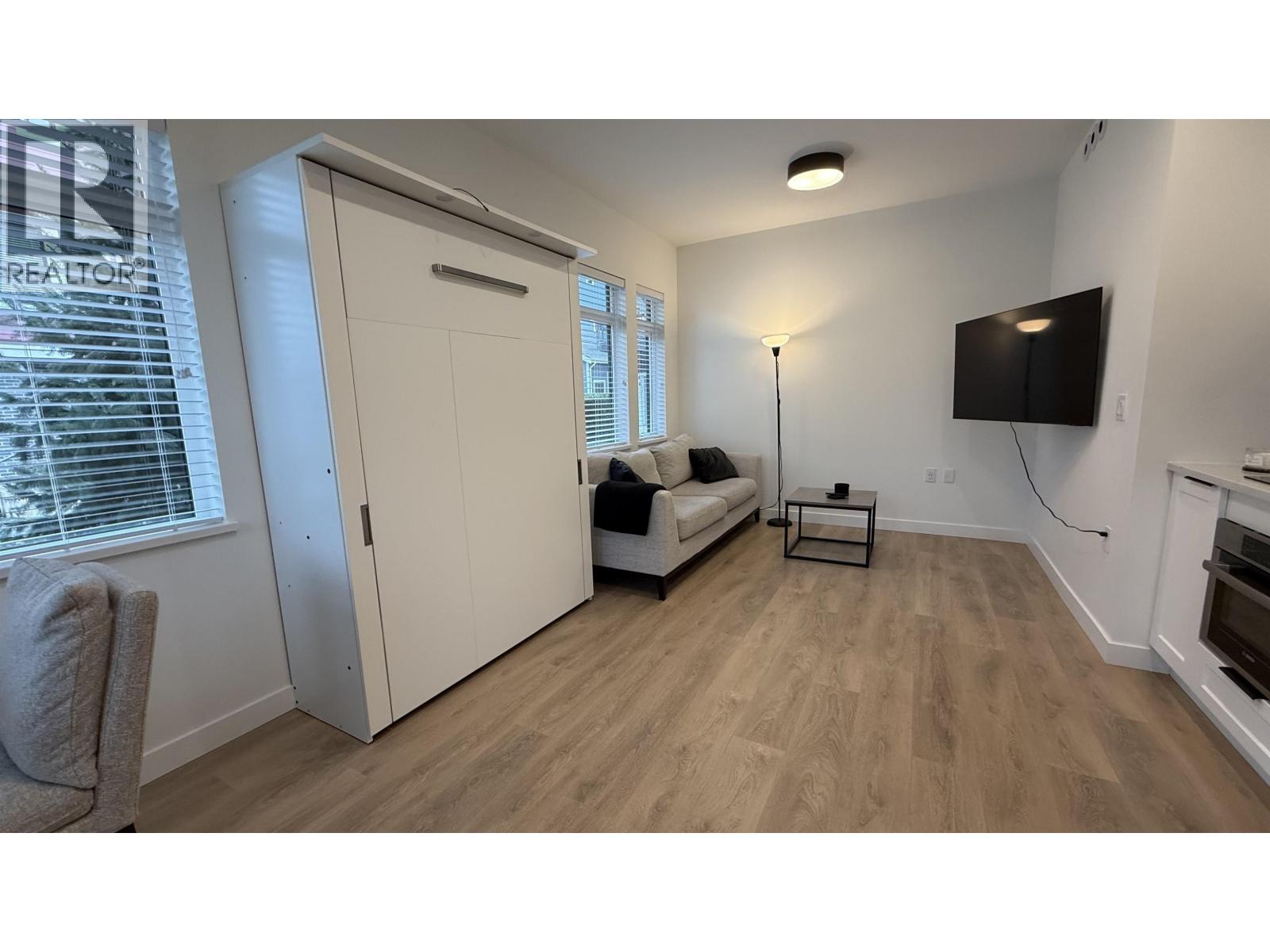 2825 St George Street, Port Moody, British Columbia  V3H 0L6 - Photo 4 - R3099496