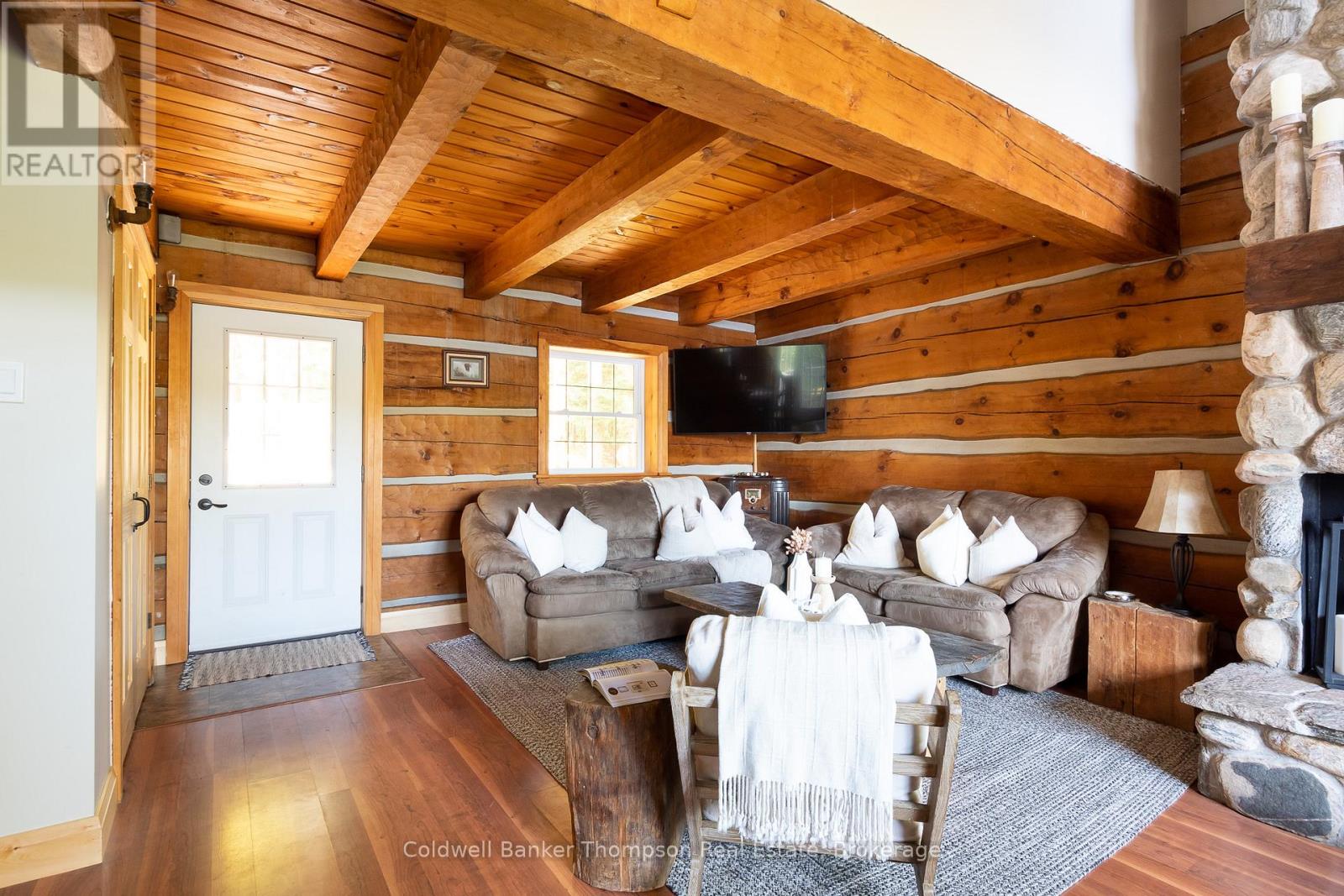 18 Port Vernon Lane, Huntsville, Ontario  P1H 2J2 - Photo 12 - X12879826