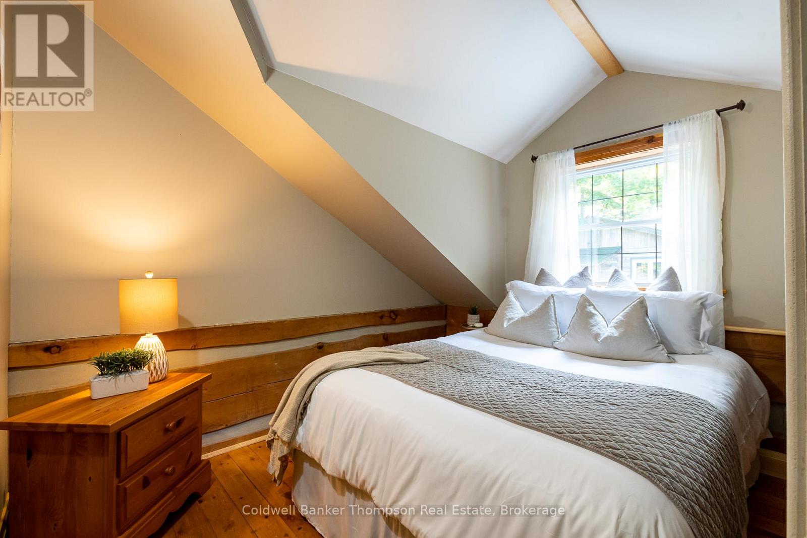 18 Port Vernon Lane, Huntsville, Ontario  P1H 2J2 - Photo 17 - X12879826