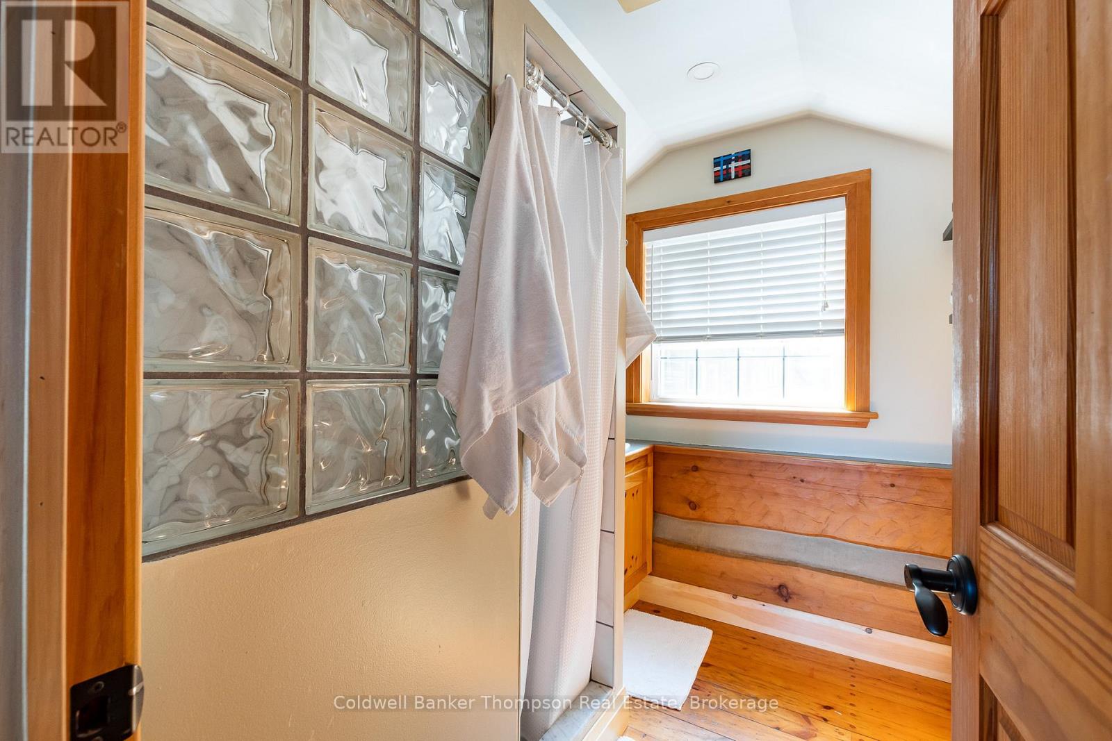 18 Port Vernon Lane, Huntsville, Ontario  P1H 2J2 - Photo 18 - X12879826