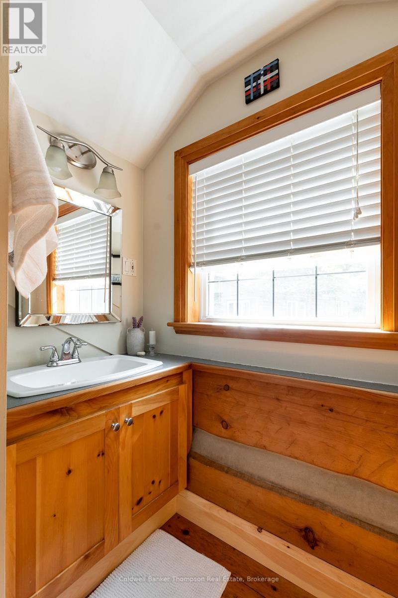 18 Port Vernon Lane, Huntsville, Ontario  P1H 2J2 - Photo 19 - X12879826