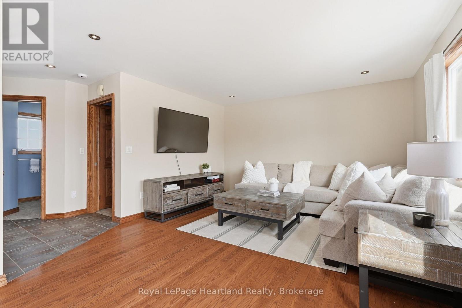 1020 Brussels Line, Howick, Ontario  N0G 2X0 - Photo 10 - X12879838