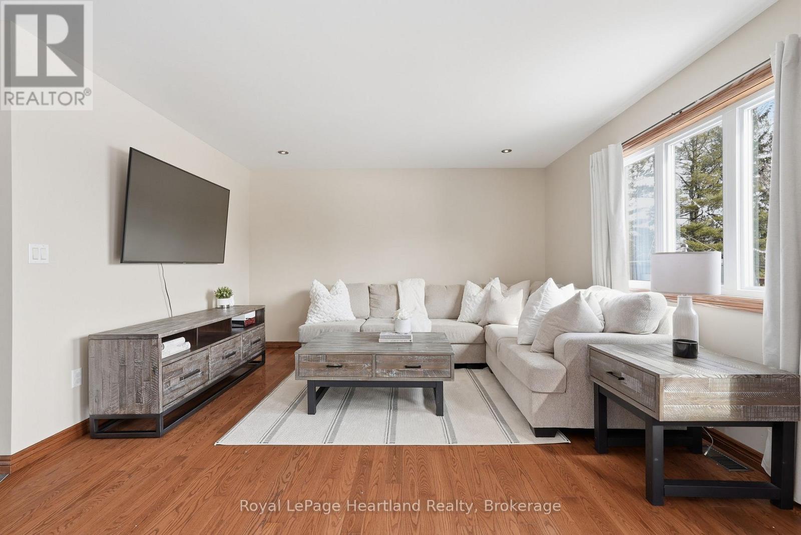 1020 Brussels Line, Howick, Ontario  N0G 2X0 - Photo 12 - X12879838