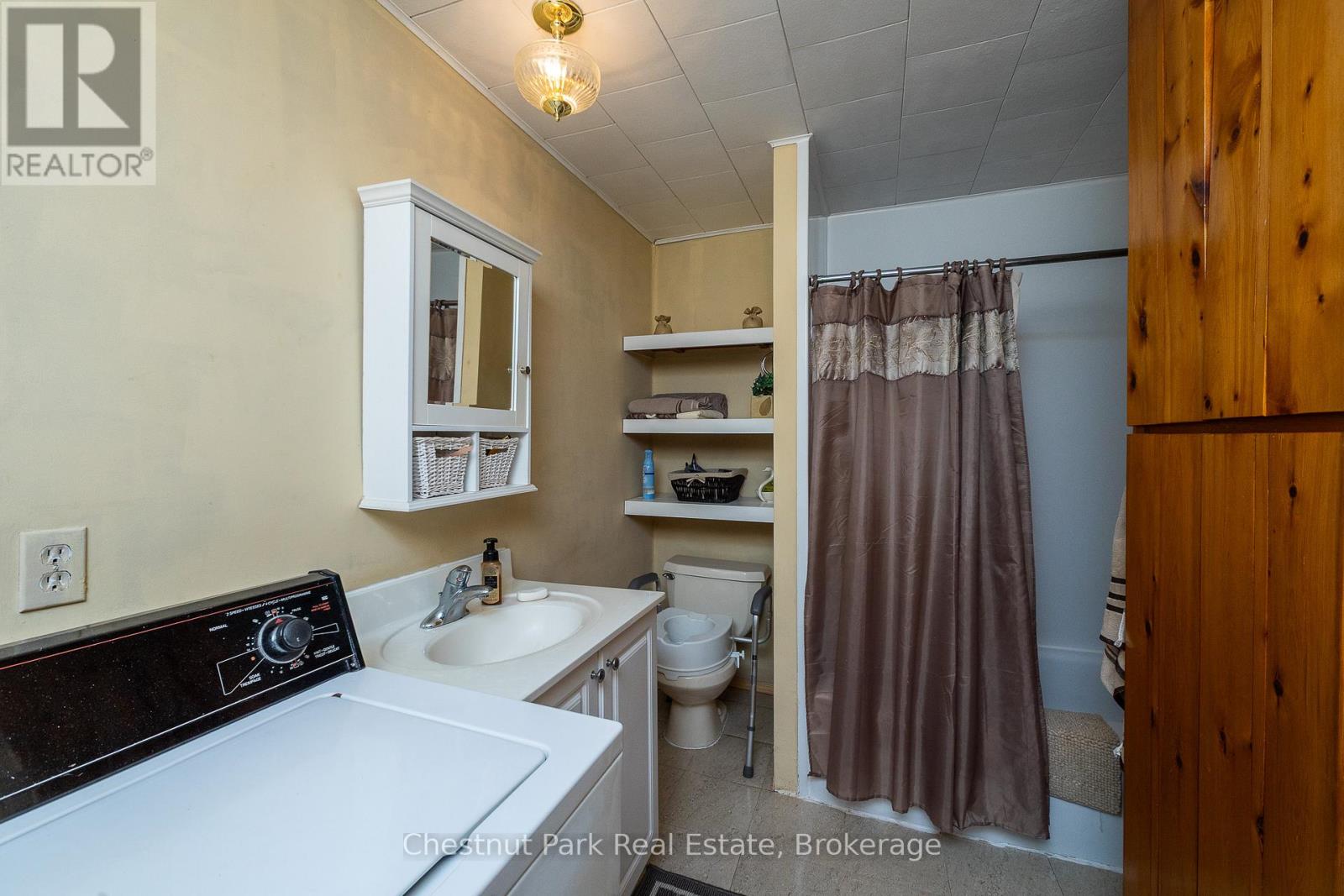 187 Warner Bay Road, Northern Bruce Peninsula, Ontario  N0H 2R0 - Photo 22 - X12879844